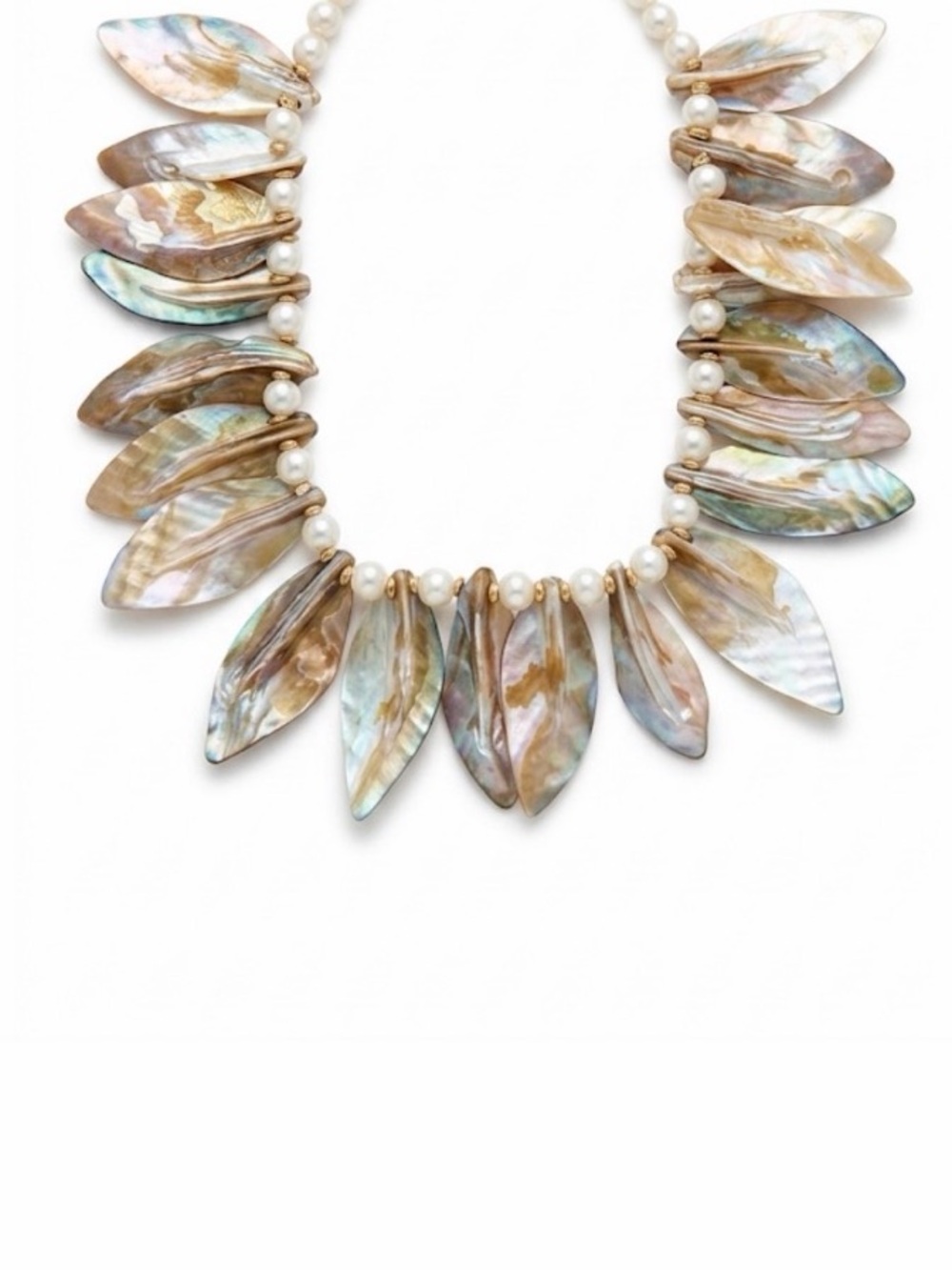 NWT ⚜️🐚⚜️ GARDENIA Iridescent Shell Petal Necklace with Pearls